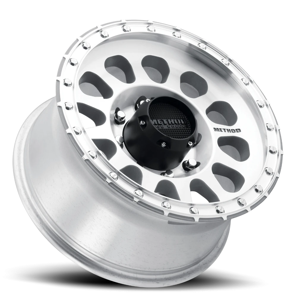https://wheels.autosyncstudio.com/webp/Method/MR315_Machined_Clear-Coat_8-lug_0002.webp