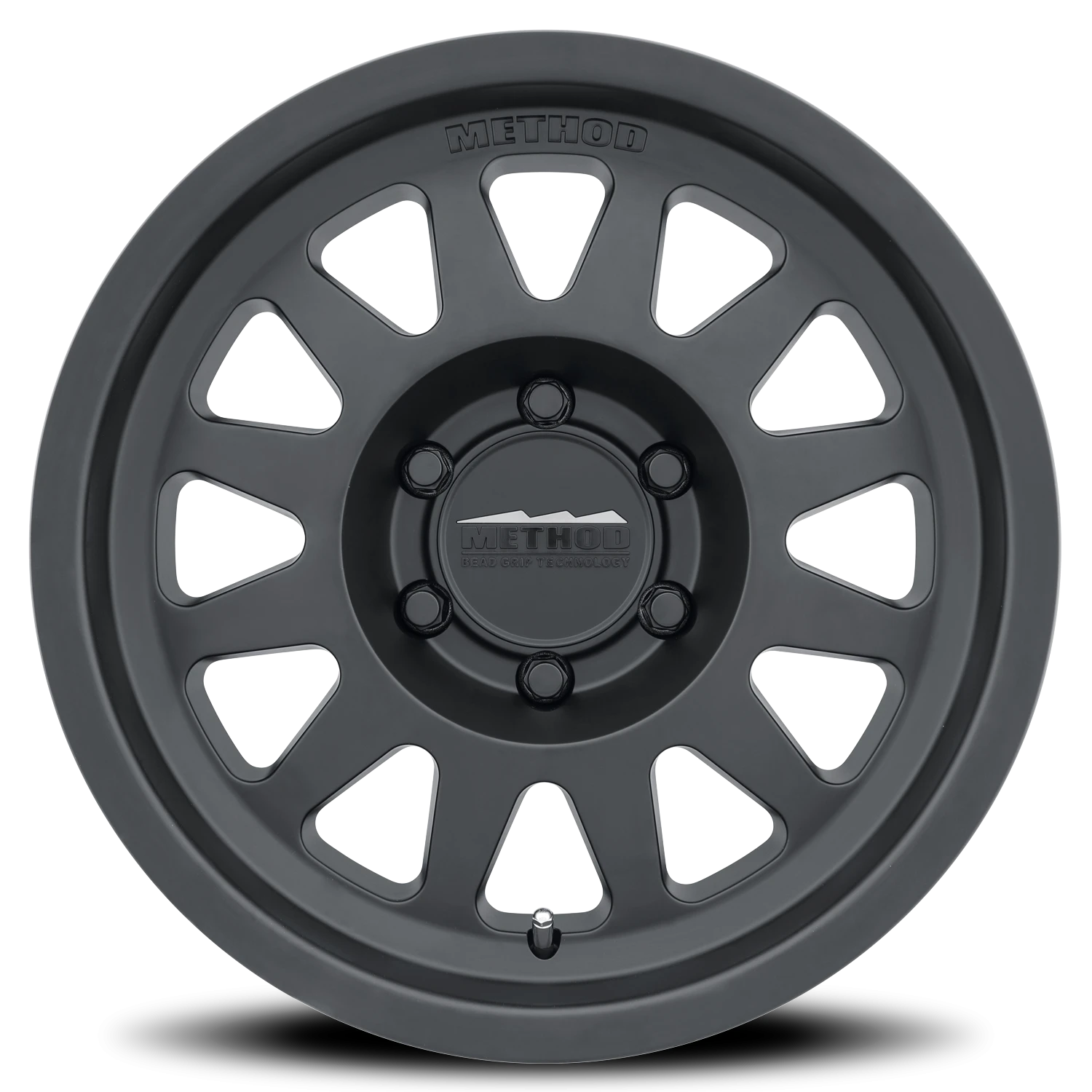 https://wheels.autosyncstudio.com/webp/Method/MR704_Matte_Black_6-lug_0003.webp
