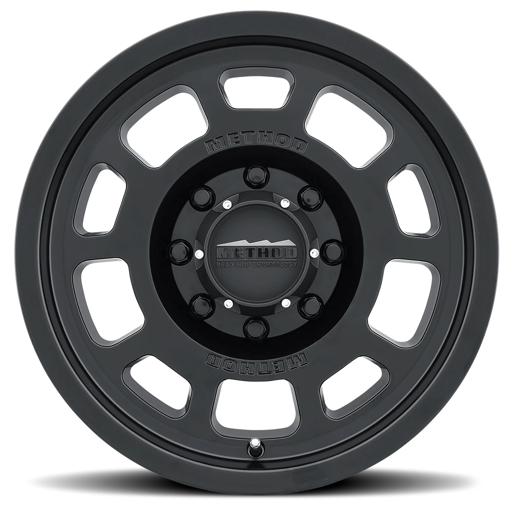 https://wheels.autosyncstudio.com/webp/Method/MR705_Matte_Black_8-lug_0003.webp