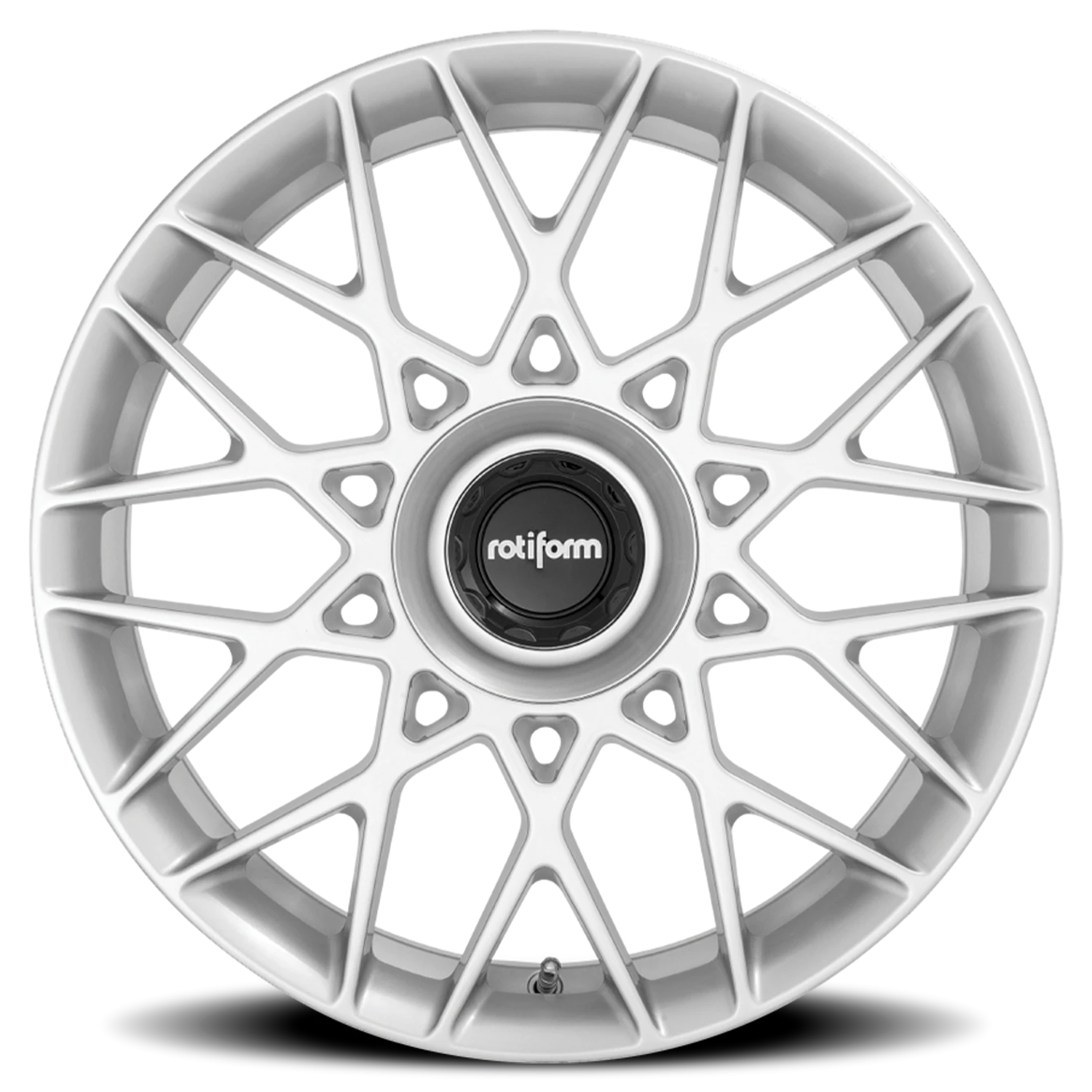 https://wheels.autosyncstudio.com/webp/Rotiform/BLQ-C_SL_Silver_0003.webp
