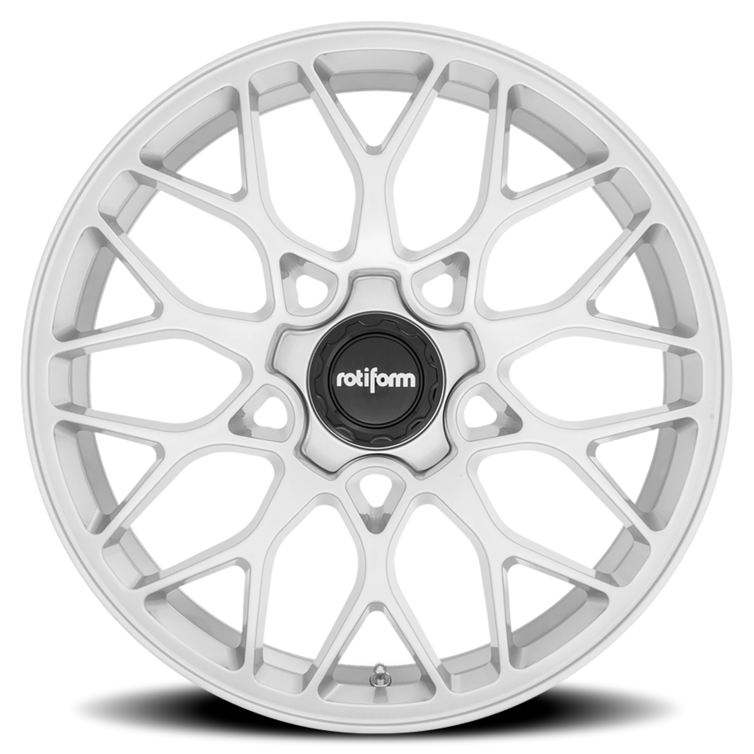 https://wheels.autosyncstudio.com/webp/Rotiform/SGN_Gloss_Silver_0003.webp