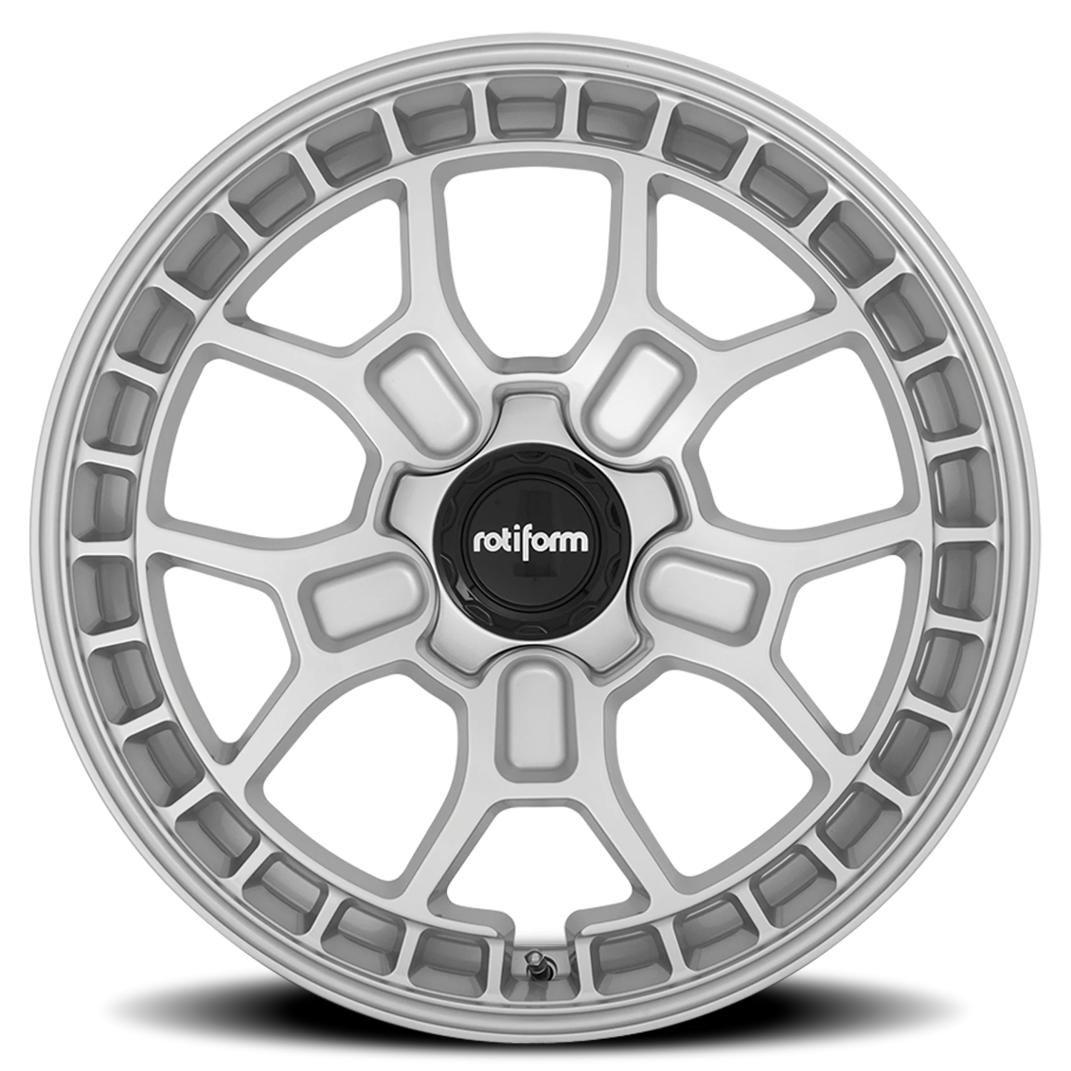 https://wheels.autosyncstudio.com/webp/Rotiform/ZMO-M_Silver_0003.webp