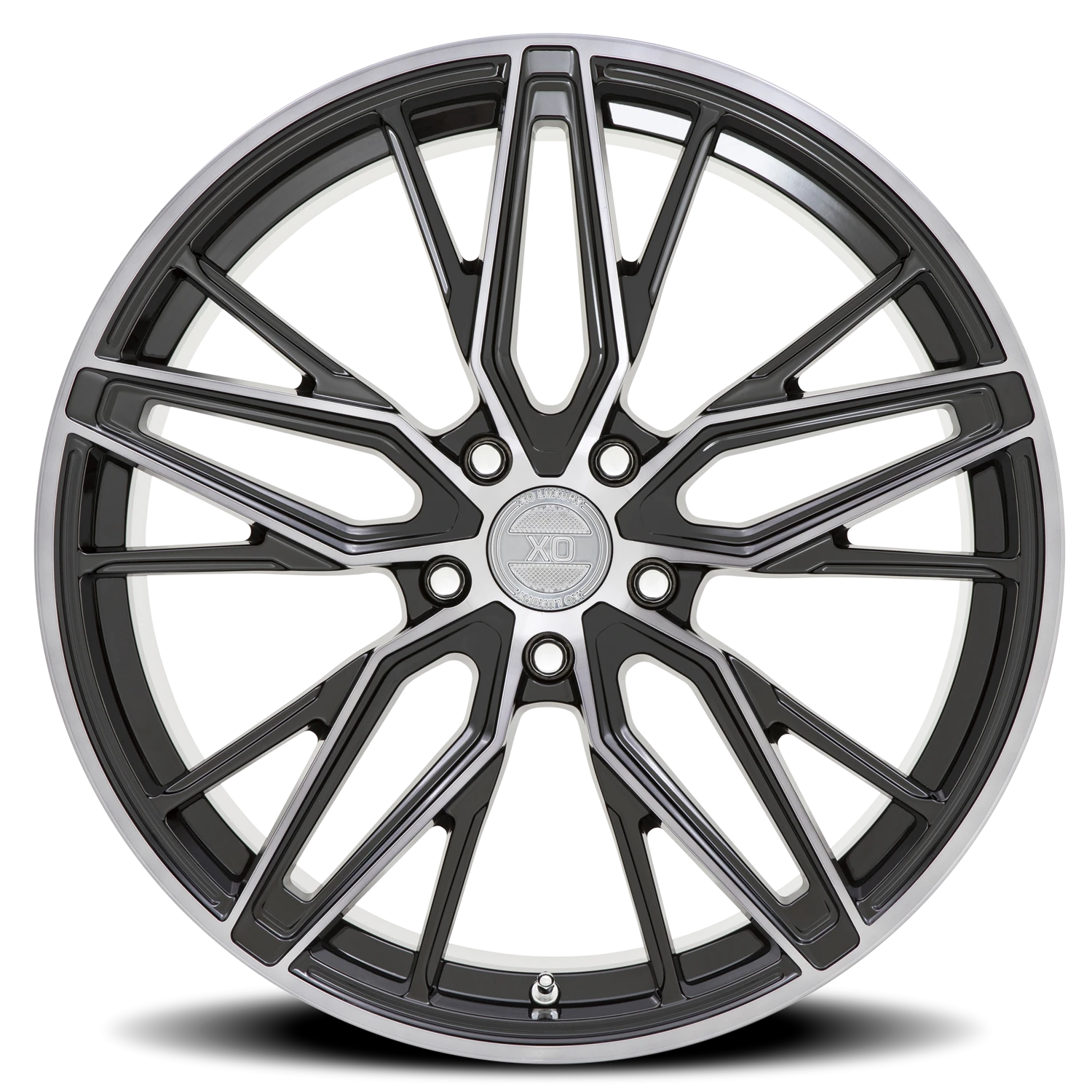https://wheels.autosyncstudio.com/webp/XO_Luxury/Zurich_GBM_Gloss_Black_Machined-Gloss-Dark-Tint_5-lug_0003.webp