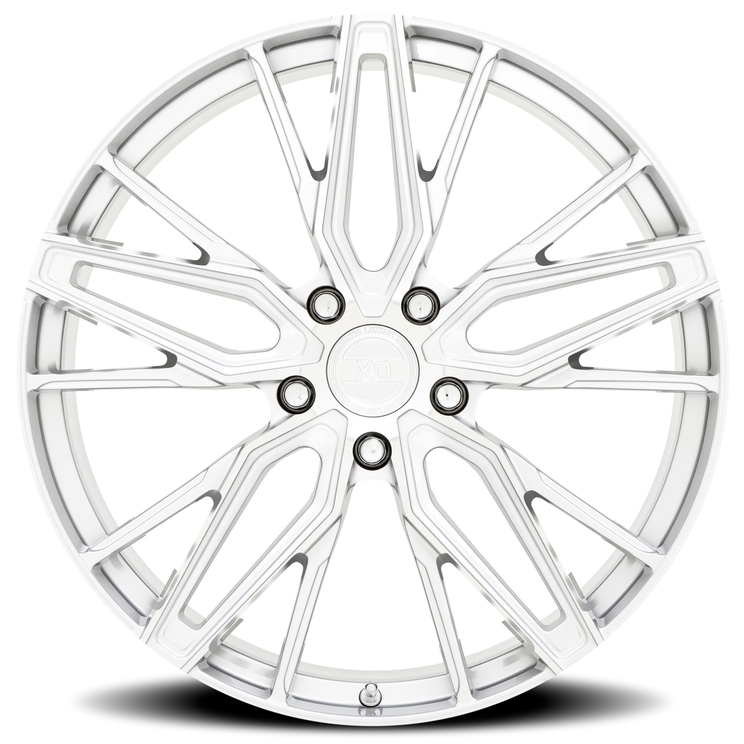 https://wheels.autosyncstudio.com/webp/XO_Luxury/Zurich_SL_Hyper-Silver_Mirror-Cut-Face_5-lug_0003.webp